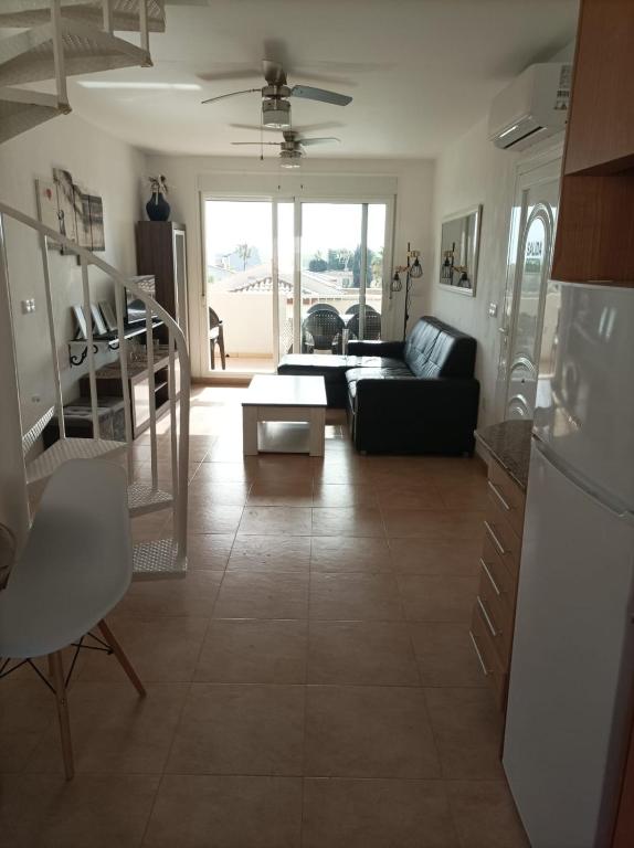 Apartamento con piscina y terraza con vista al mar - 5