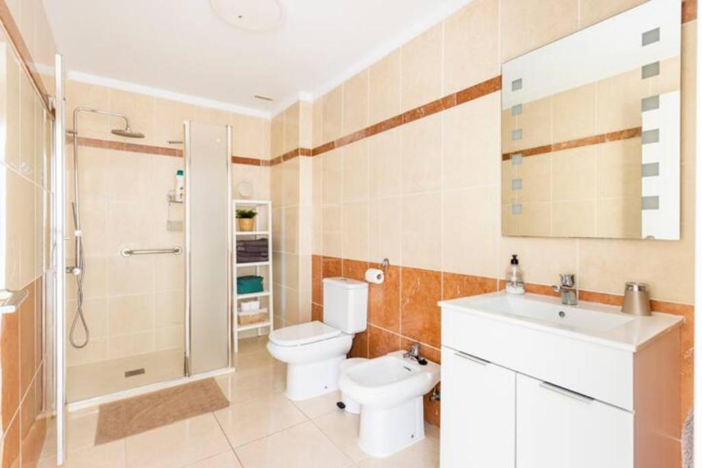 Amplio y cómodo apartamento en Callao Salvaje. - 3