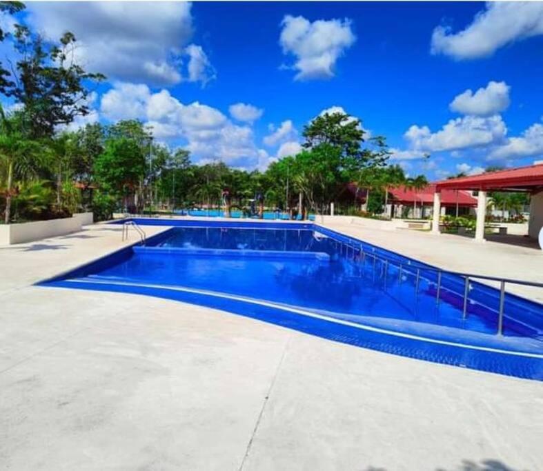 Family accommodation with pool and water park - 3