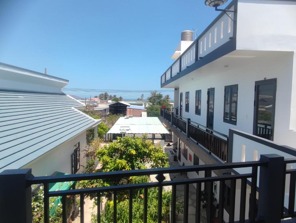 NEW WAVE HOMESTAY