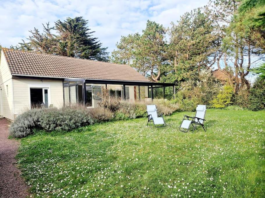 Les Capucines, Portbail