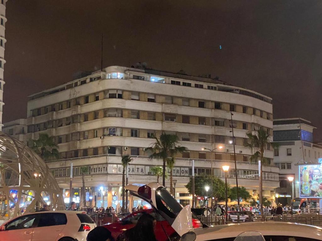 اقامة الهام, Casablanca