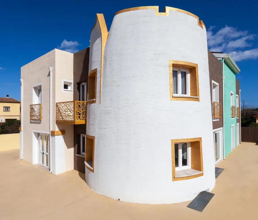 Glorian Hotel, hotel v Puli