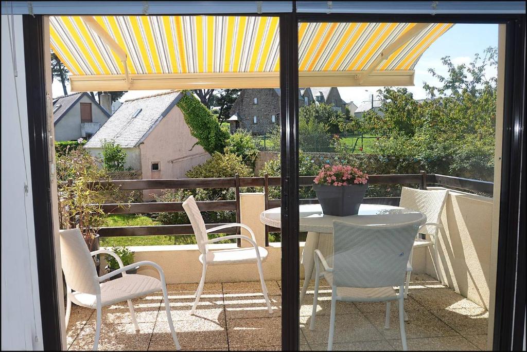 Superbe appartement 3 étoiles à proximité centre et plage à PERROS-GUIREC - Réf 942 - 3