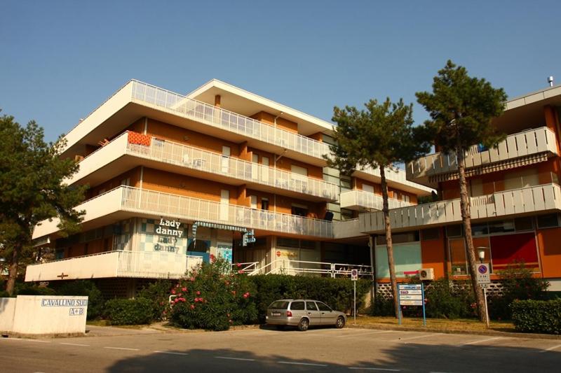 CAVALLINO - 1