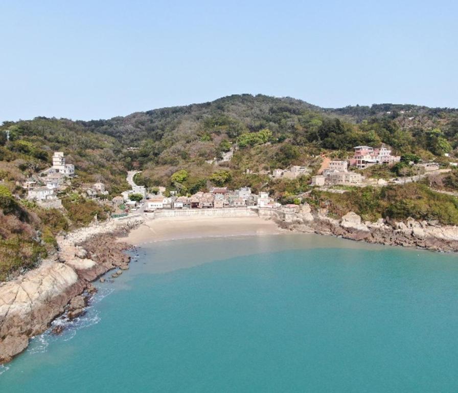 Beach, 馬祖津沙背包客棧-Jinsha backpacker inn in Matsu Island