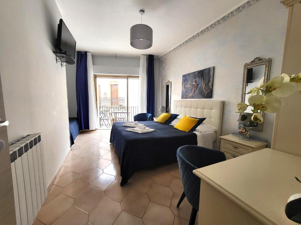 Marifra Flats - 2
