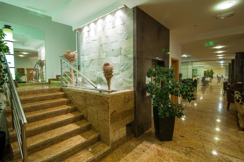 Lobby, ZOO hotel in Osijek