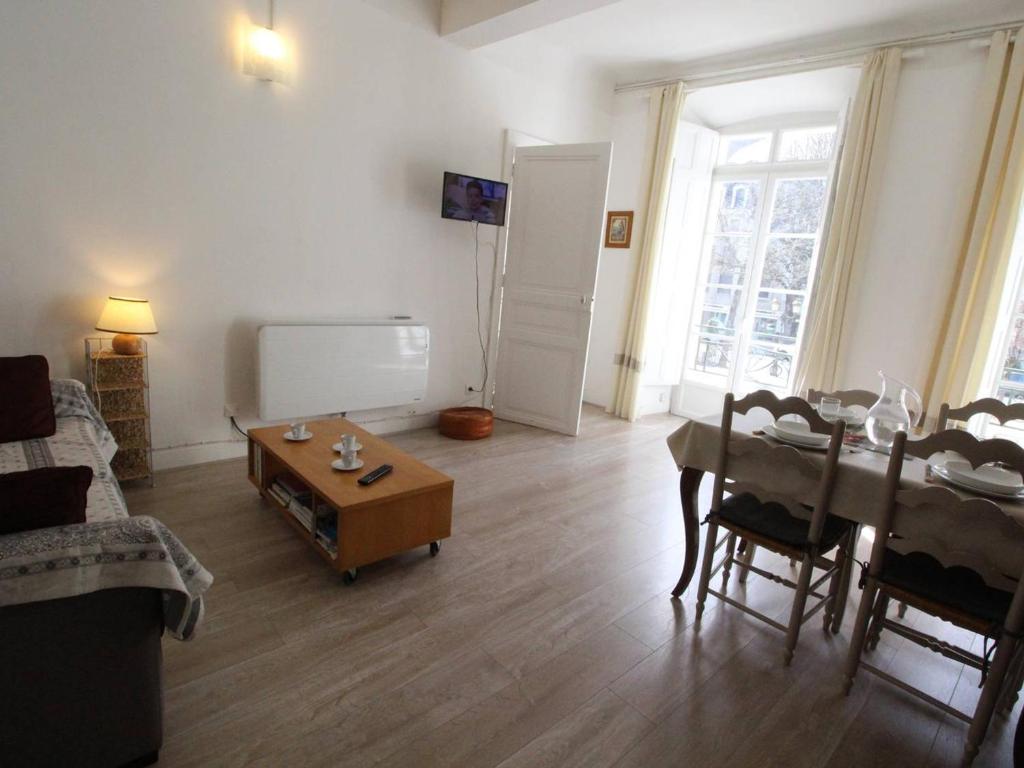 T2 Lumineux Centre Luchon, 4 Pers, Parking, Proche Thermes & Télécabine - FR-1-313-230 - 5