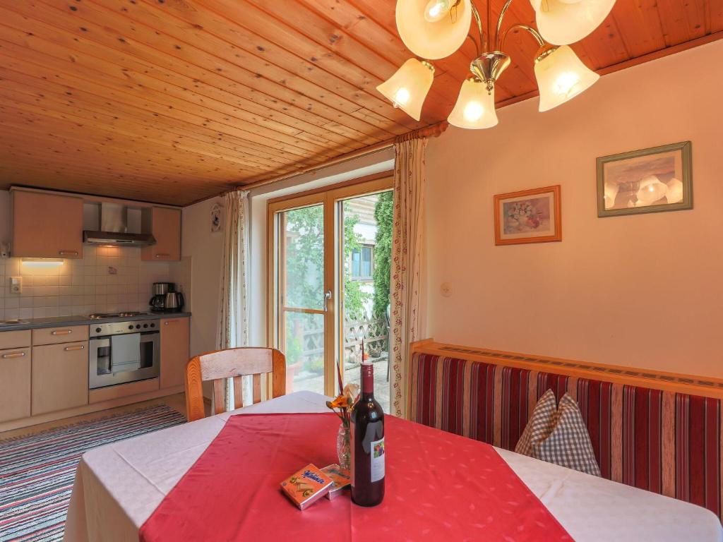 Chalet in Piesendorf near Ski Slopes - 4