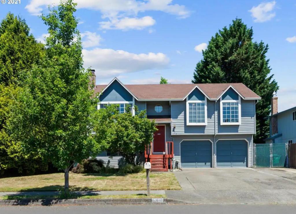 Private level of the house with SPA, Gresham