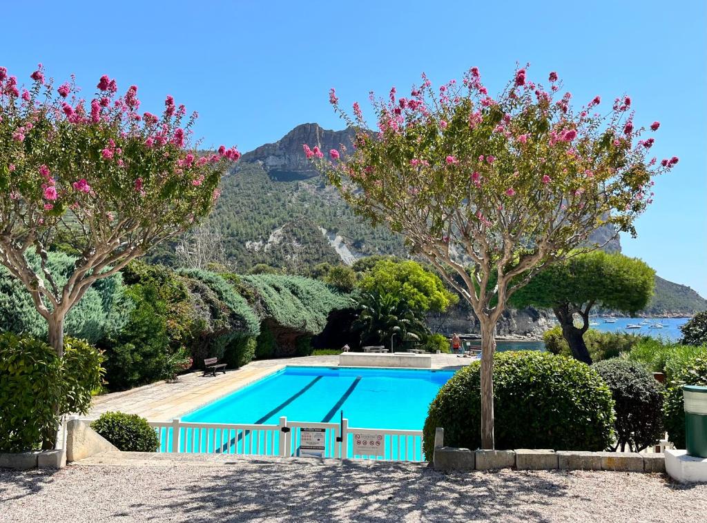 CassisCentre-pour famille-piscine plage - 4pers - 5