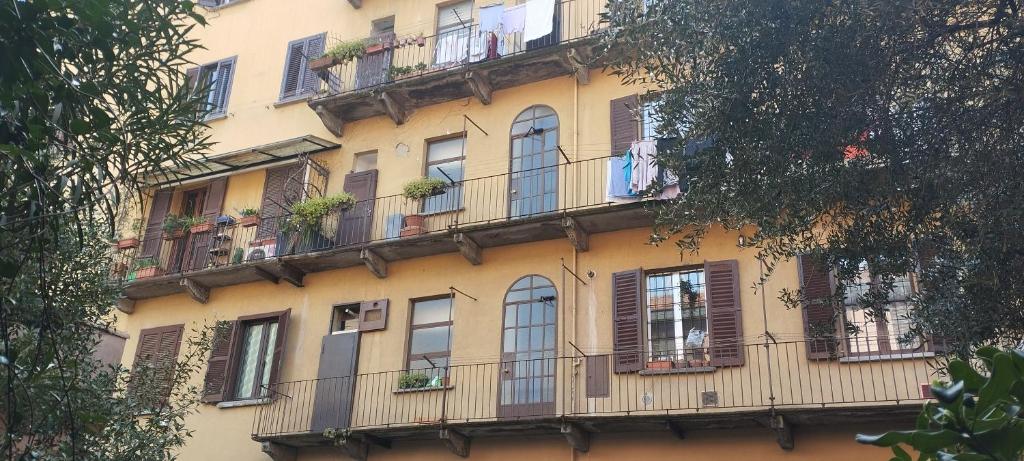 Mirella's sweet home -navigli milan, Milán