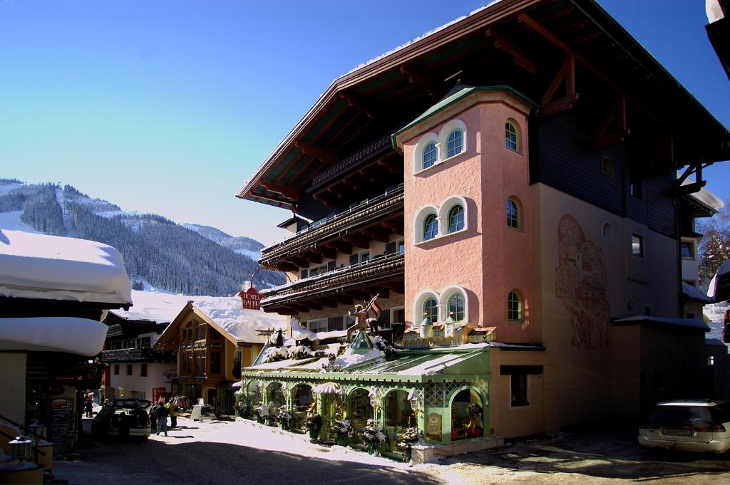 Boutique-Hotel Bauer photo
