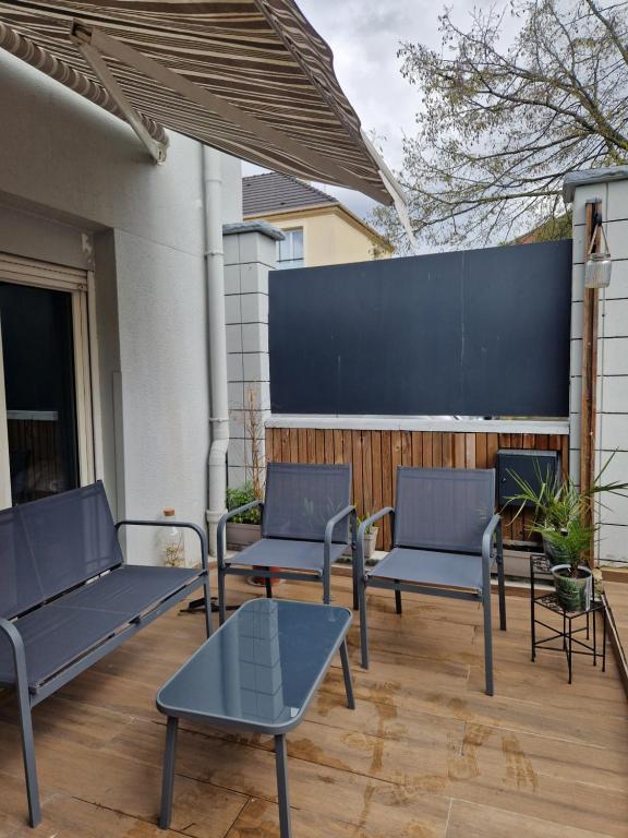 F2 type apartment Near Stade de France - 2