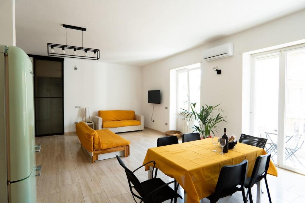 Gabbo - House - 5