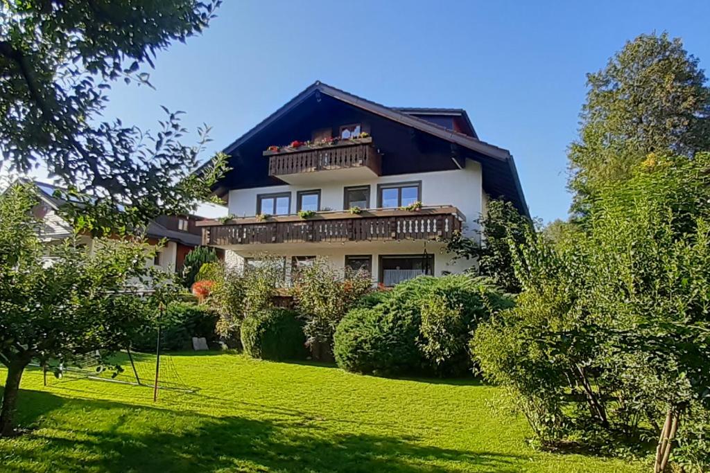 Ferienwohungen Familie Schröttle - 2