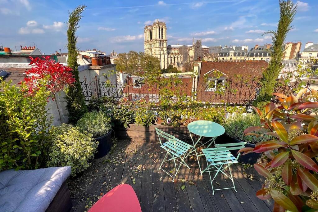 Rooftop Triplex with AC - Garden at Notre Dame - 3
