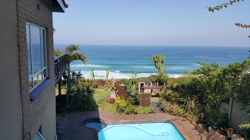 Santorini Guesthouse in Amanzimtoti, South Africa reviews, prices
