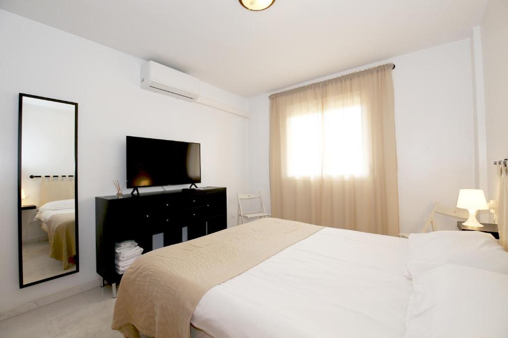 Estepona Town Apartment CARMEN - 4