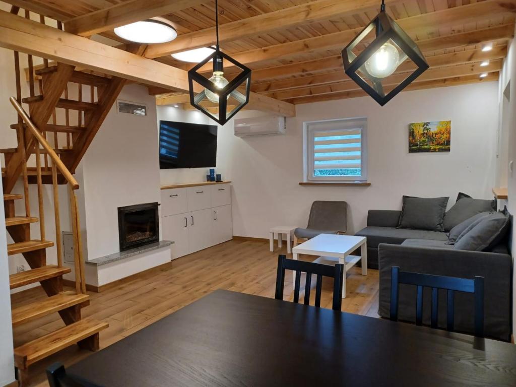 Domek, domki na Mazurach. Okolice Olecka, Swiętajno