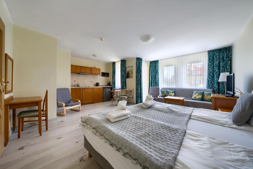 ApartamentyPrzyMorzu Wschód Słońca Olymp z basenem, Kolobřeh