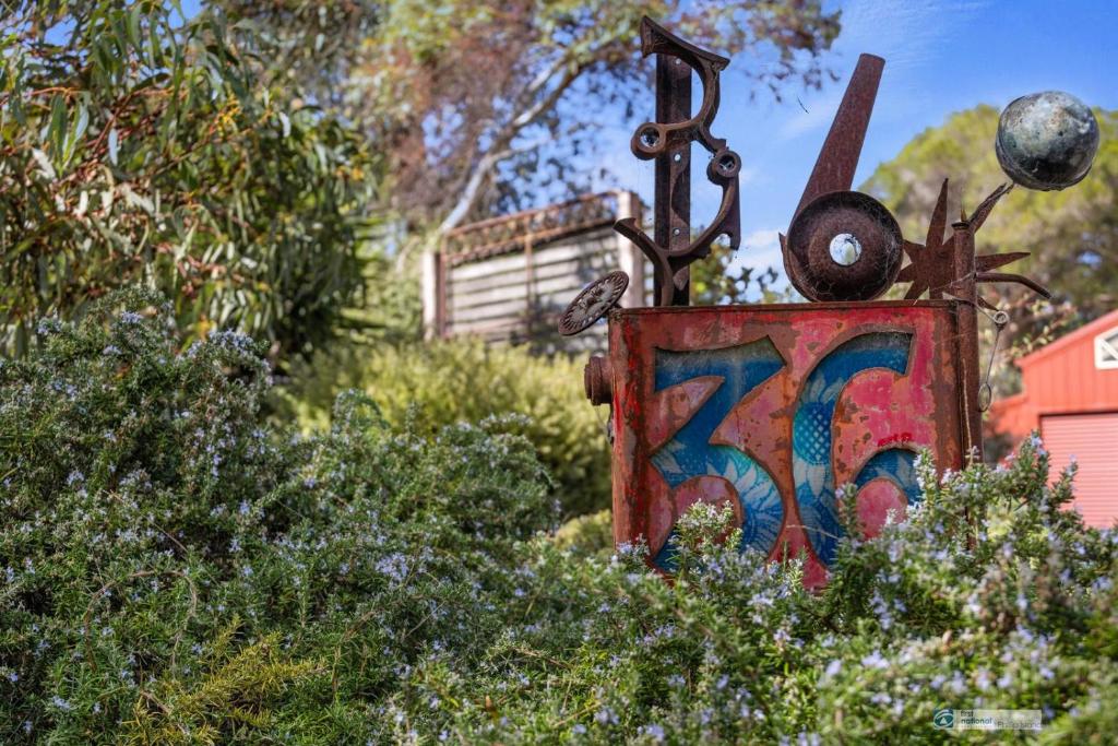 Honeysuckle Studio, Cowes