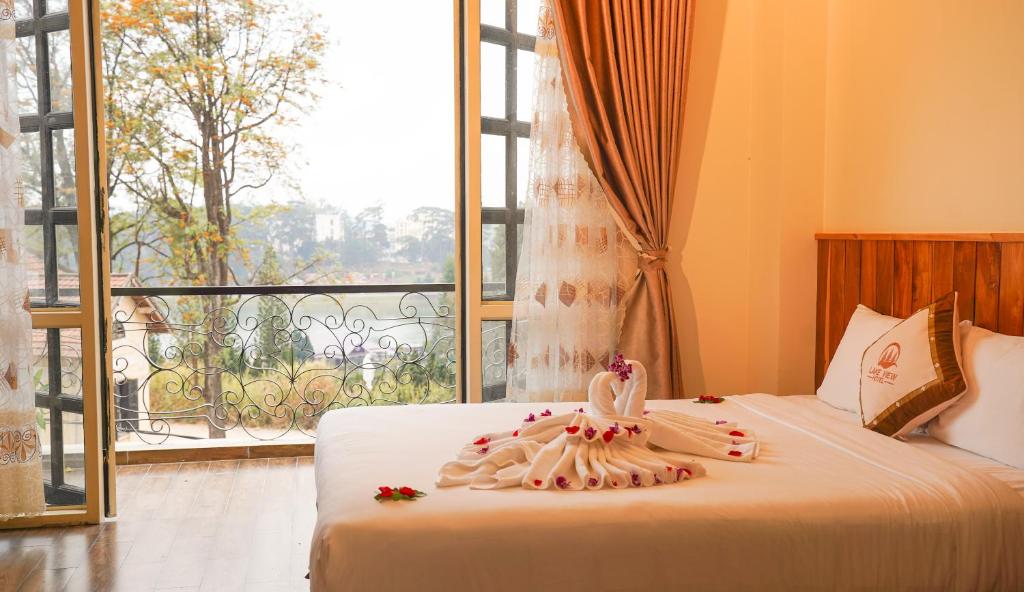 Ven Hồ Hotel, Dalat