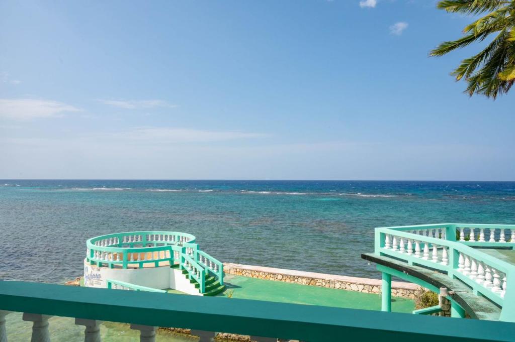Ocean View King Room at Sahara Hotel, Montego Bay