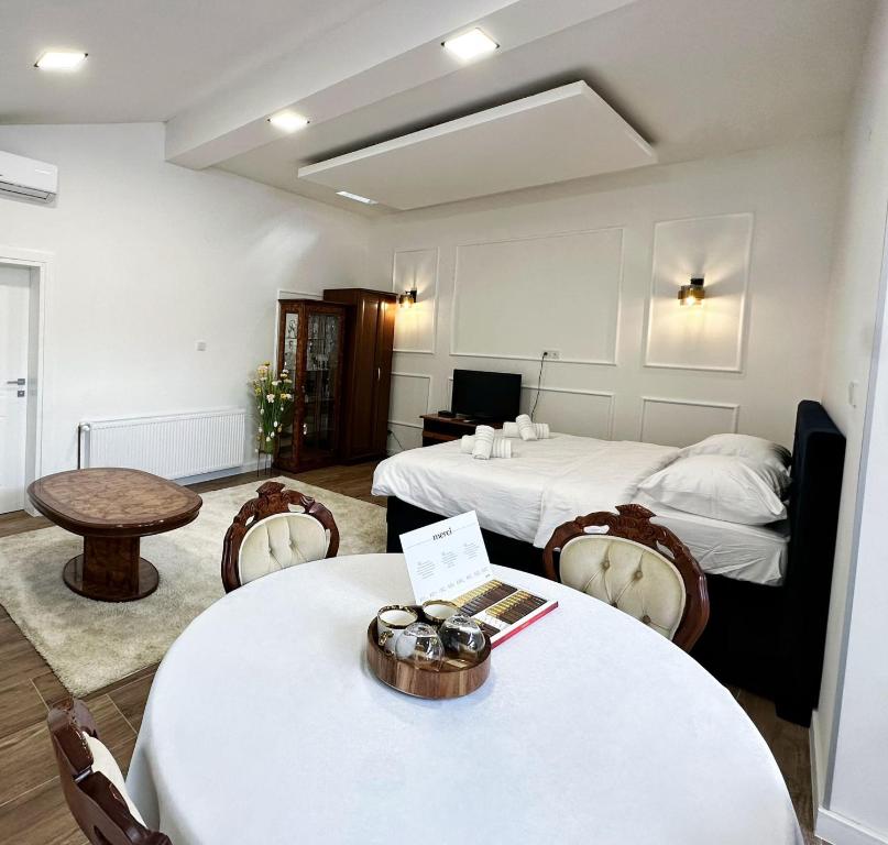 Most, Slavonski Brod