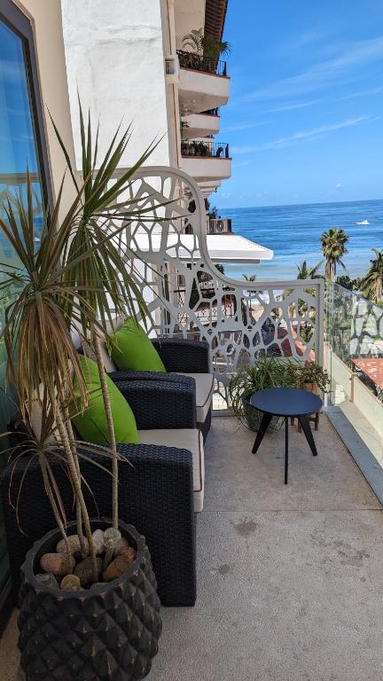 Ocean View Penthouse in P.V. Romantic Zone - 5