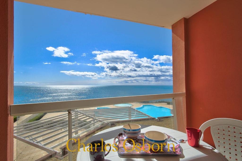 Au Cayenne, terrasse et vue mer, Sète