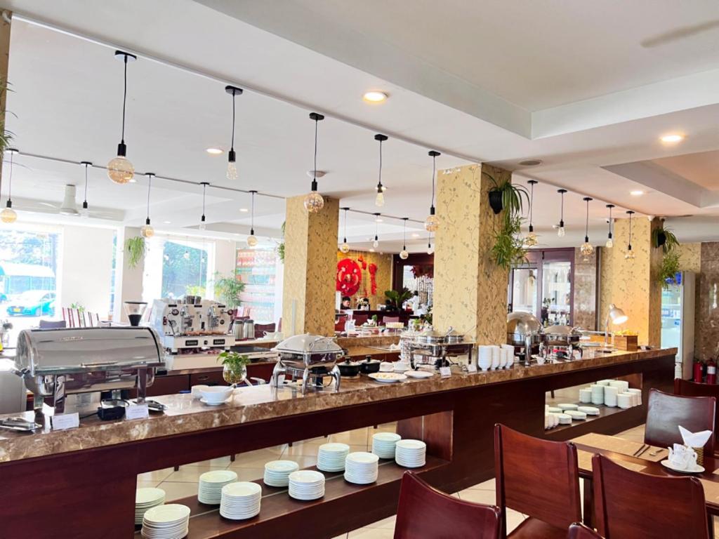 Restaurant, Ngoc Phat Dalat Hotel in Dalat