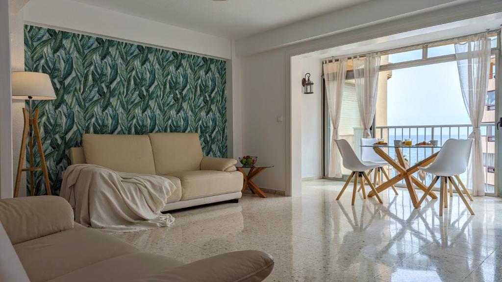 GRAN SOL sea front apartment - 4