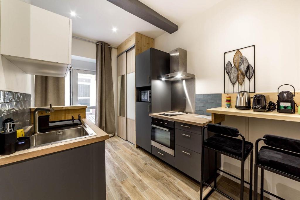 All in Lyon | Studio calme en centre-ville - 1