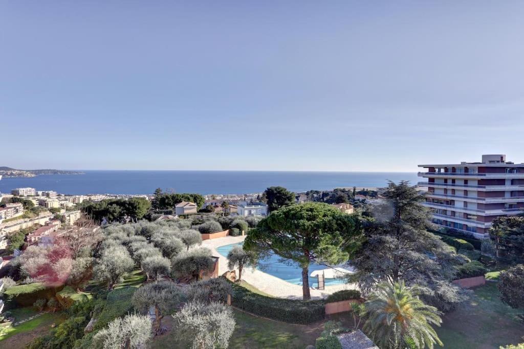 Nice Apartment Pool Large Terrace Parking Air Conditioning 2 Bedrooms - 3