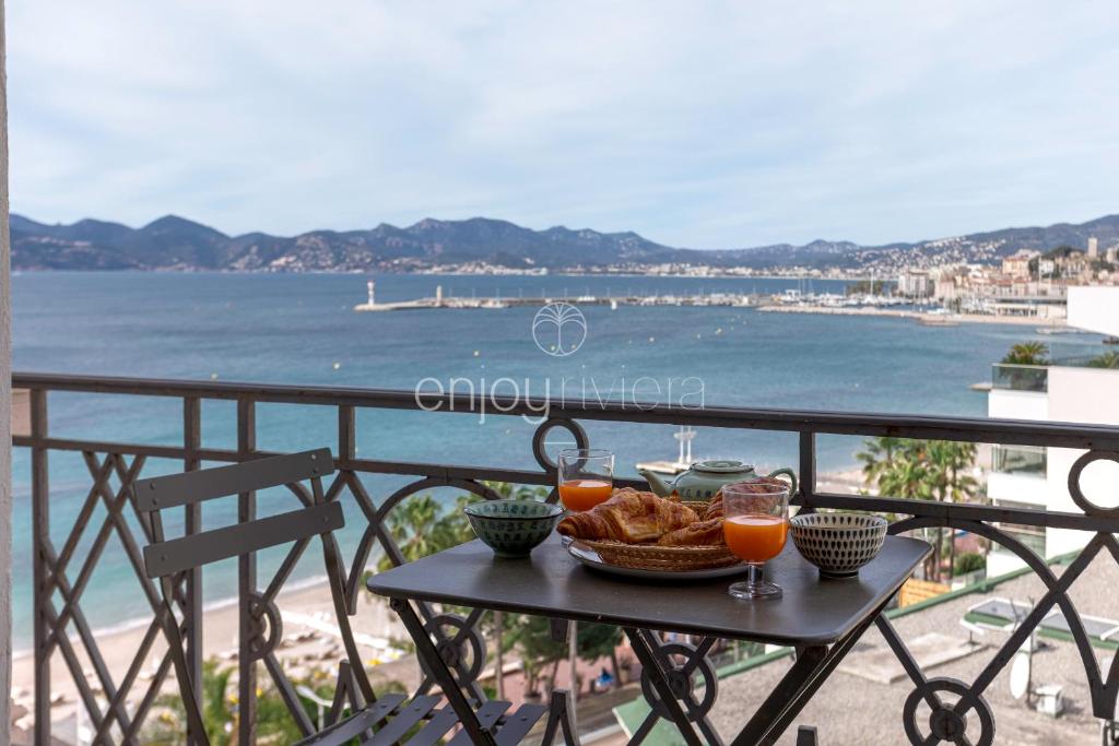 Palais Miramar - Suite & G17 - Vue Mer - Croisette Emplacement Unique -20 Plage - WIFI - Clim - 2