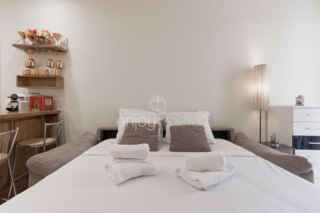 Palais Miramar - Suite & E37 - 20M Plage - Croisette Emplacement Unique - WIFI - Clim - 5