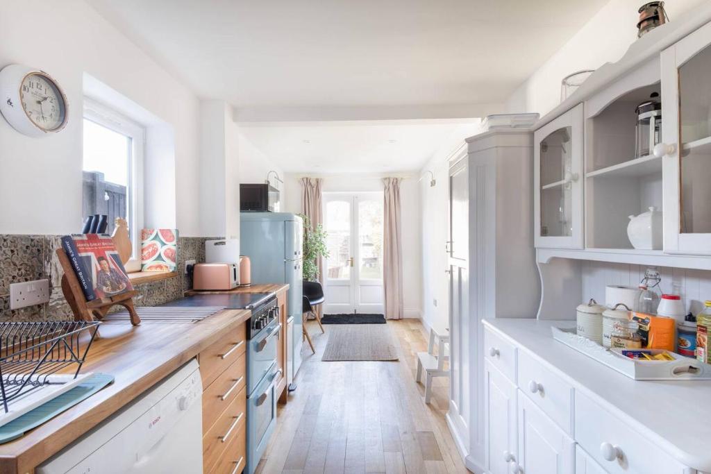 Painter Cottage, Whitstable photo 5