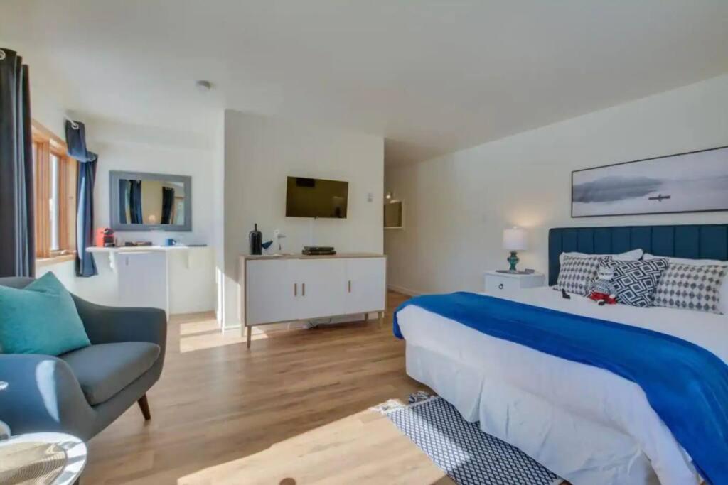 L'eau douce - Lumière naturelle en bord de lac, Saint-Donat-de-Montcalm