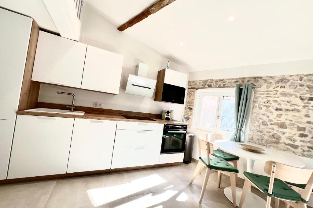 Old Antibes - 1 bedroom - 4 people - 5