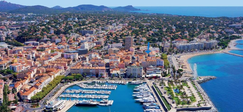 Appartement Cocon, centre St Raphaël, plage à 1min - 3