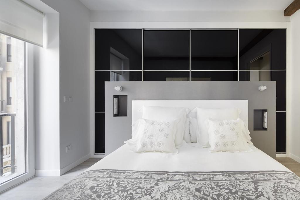 Zurriola Zinema by FeelFree Rentals photo