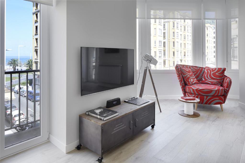 Zurriola Zinema by FeelFree Rentals photo