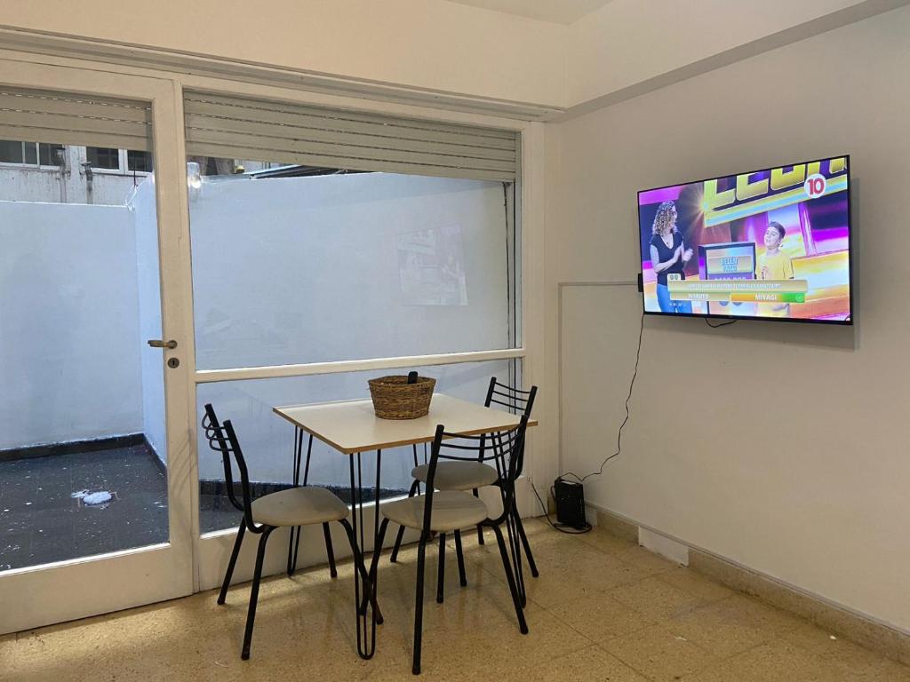 Monoambiente con patio Plaza Colon - 4