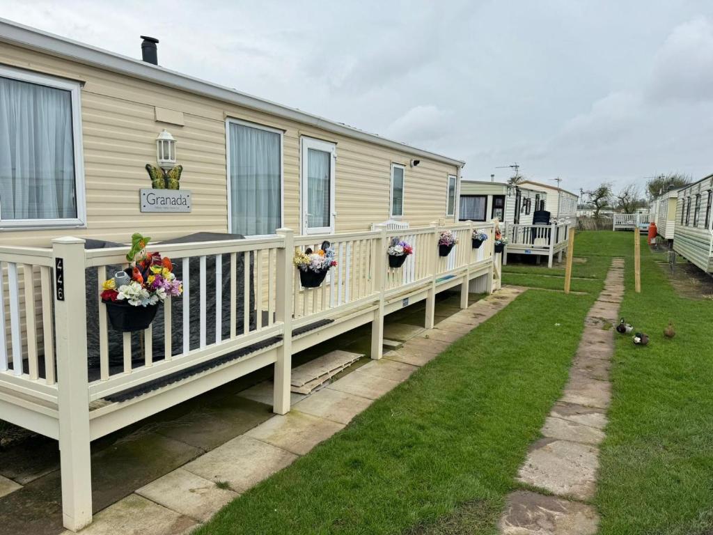 6 Berth Static Caravan, Golden Palm Resort, Chapel St Leonard's, Chapel Saint Leonards