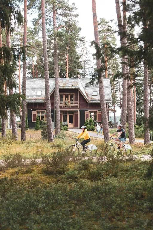 LVM tūrisma un atpūtas centrs "Spāre", Hotel in Spāre