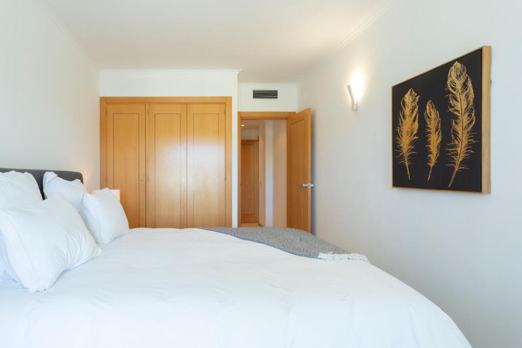 Varandas do Castelo By Garvetur — Hotel rooms in Albufeira, Faro