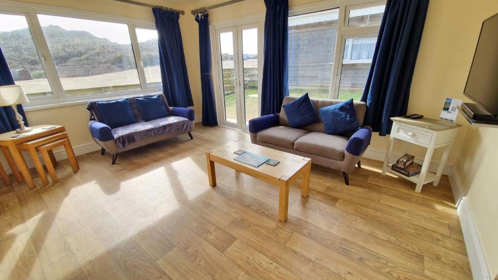5 The Burrows, Braunton