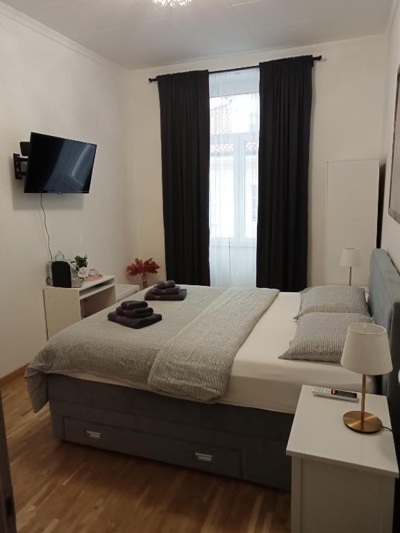 Fenix Rooms - 2